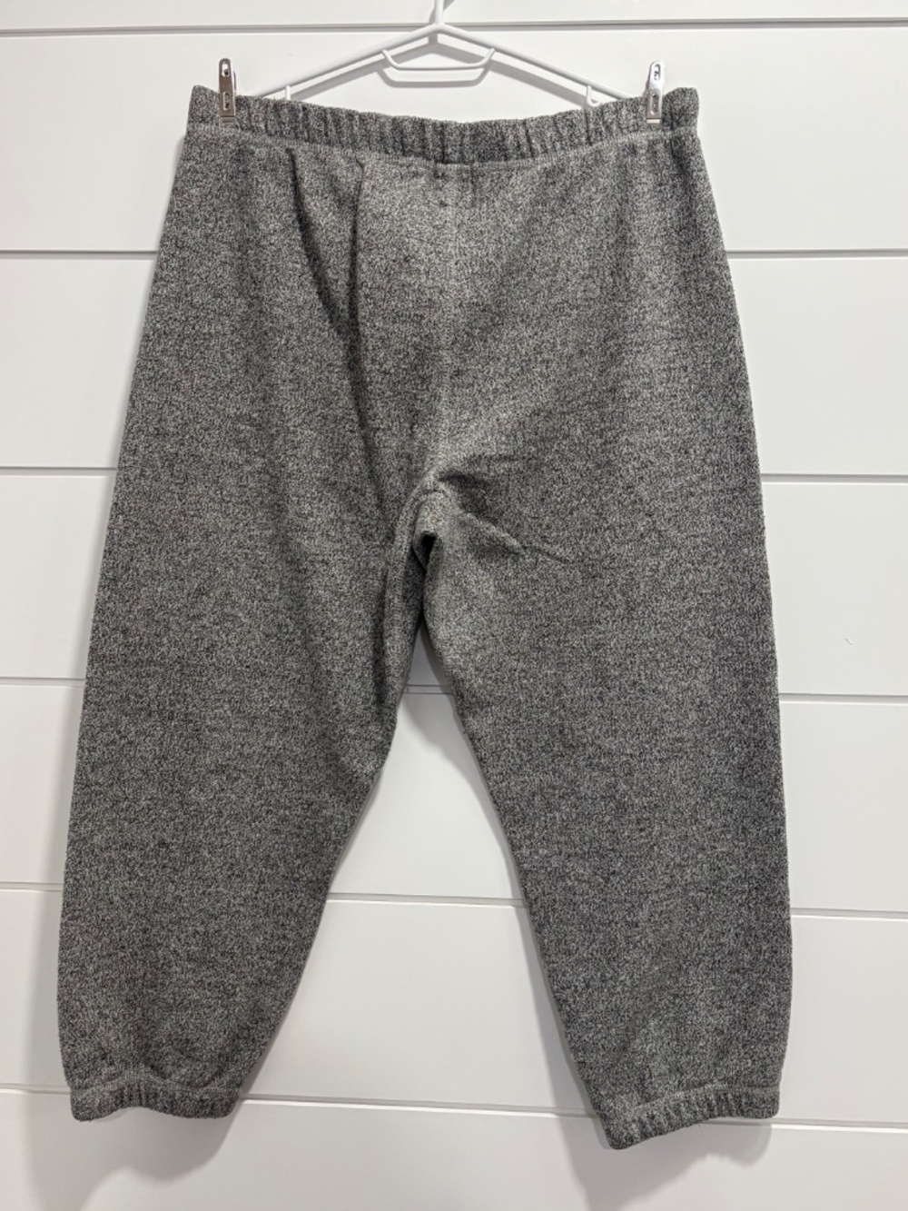 Roots salt and pepper crop sweatpants with embroidered appliqués size M - Picture 6 of 13